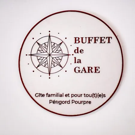 Le Buffet De La Gare 펜션 Plaisance (Dordogne)